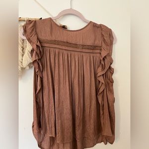 Pretty sleeveless pink/ bronze colour top